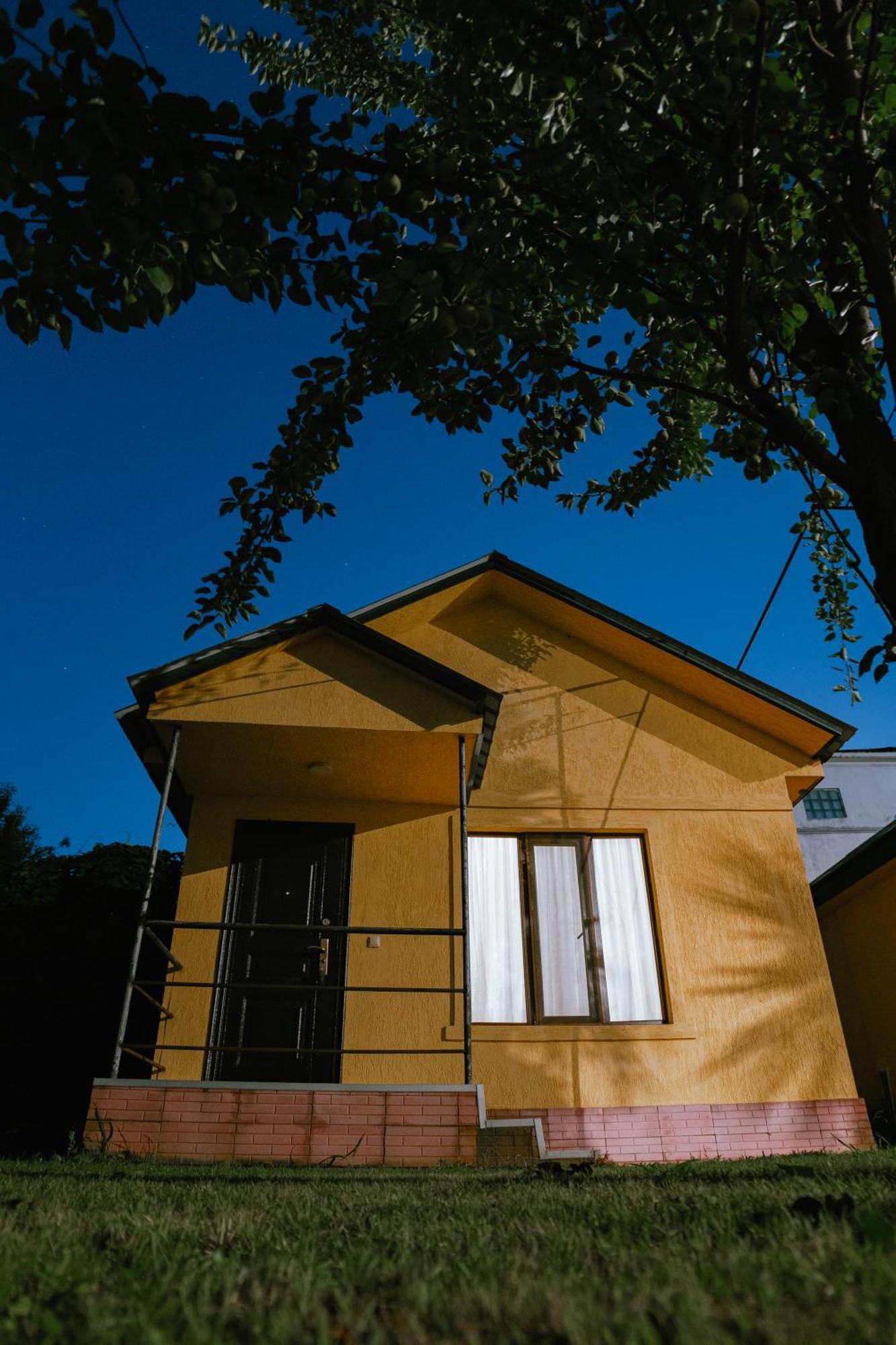 Senima'S Paradise Batumi Exterior photo