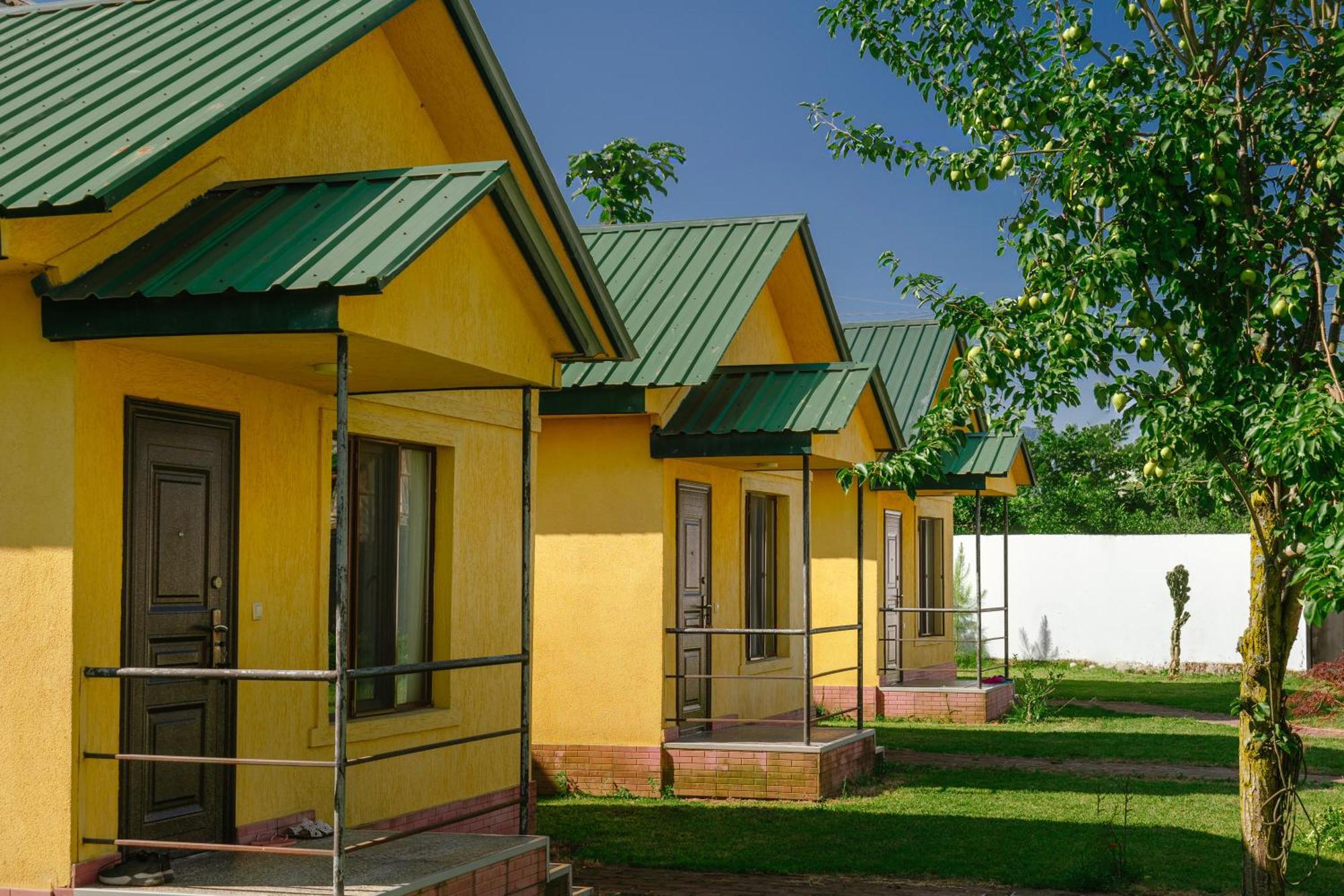 Senima'S Paradise Batumi Exterior photo